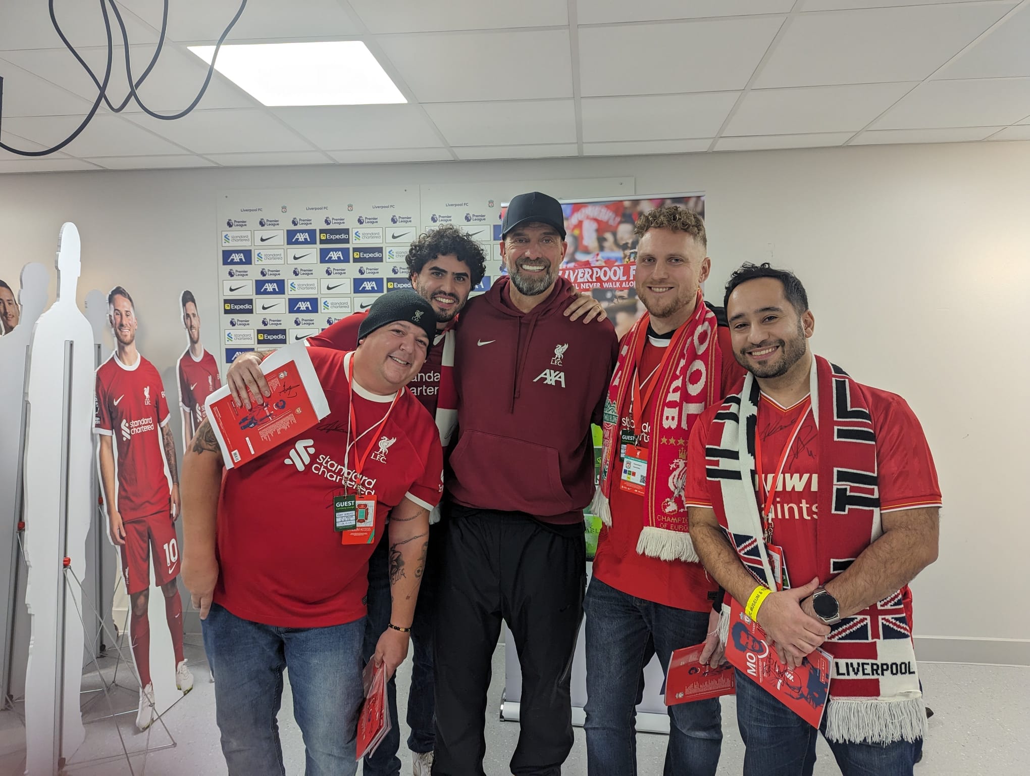 LFC Toronto Fans meet Klopp - Win Trip in Toronto Pub